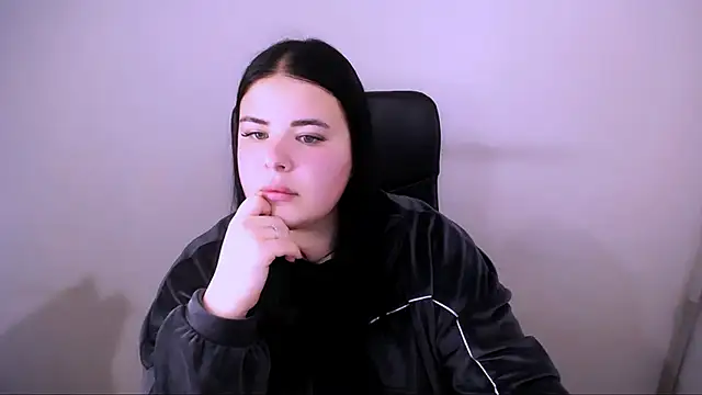  Trisha li online show from October 2025 11:53:02 AM