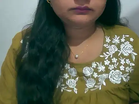 Snapshot of Saniya_K chatting on November 2025 03:45:02 PM Saniya K online show from November 2025 03:45:02 PM