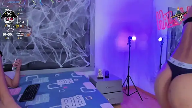 Snapshot of Aliss_Aron chatting on October 2025 11:54:02 AM Aliss Aron online show from October 2025 11:54:02 AM