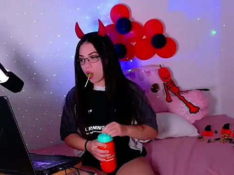 SofiKray online show from October 2025 01:28:01 AM