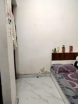 Sexy vernilla online show from February 2026 10:07:01 PM