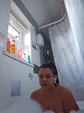 Snapshot of GoddessChantelle chatting on November 2025 02:20:02 PM GoddessChantelle online show from November 2025 02:20:02 PM