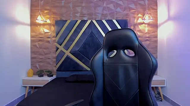 Snapshot of Alana_cox_ chatting on December 2025 11:24:01 PM Alana cox online show from December 2025 11:24:01 PM