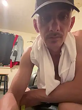 Georgeg2002 online show from June 2026 11:10:01 PM
