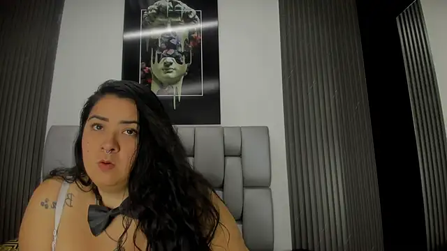 Bora Lajuana online show from November 2025 04:14:01 AM