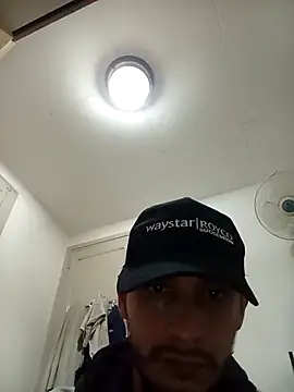 Snapshot of Juandavidbolivar chatting on November 2025 12:11:02 AM Juandavidbolivar online show from November 2025 12:11:02 AM