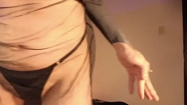 Snapshot of _Grethel_muller chatting on September 2025 10:12:01 PM Grethel muller online show from September 2025 10:12:01 PM