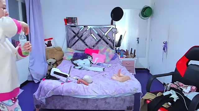 Luna Analya online show from March 2026 04:12:02 AM