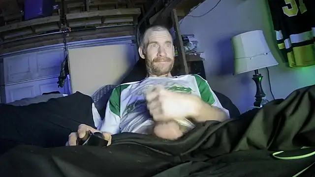 Snapshot of Tiggitytomociti chatting on November 2025 01:28:02 PM Tiggitytomociti online show from November 2025 01:28:02 PM