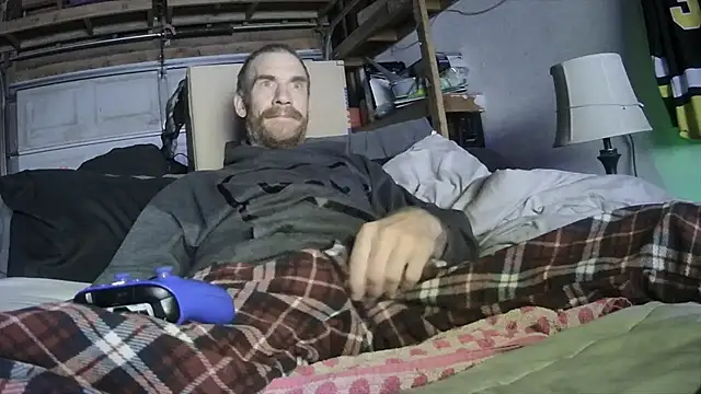 Snapshot of Tiggitytomociti chatting on November 2025 09:19:02 AM Tiggitytomociti online show from November 2025 09:19:02 AM