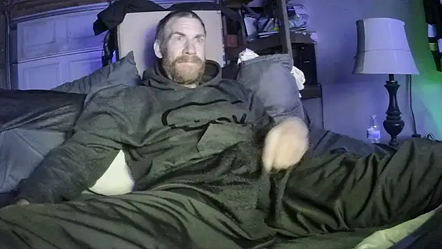 Snapshot of Tiggitytomociti chatting on December 2025 12:21:02 PM Tiggitytomociti online show from December 2025 12:21:02 PM