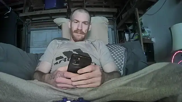 Tiggitytomociti online show from February 2026 11:52:01 AM