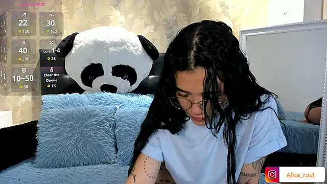 Snapshot of alice_rose5 chatting on October 2025 03:53:01 AM alice rose5 online show from October 2025 03:53:01 AM