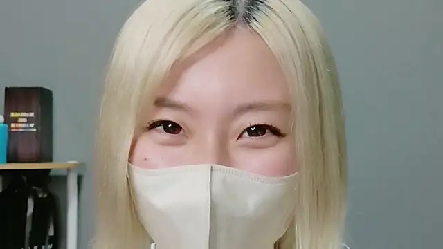 Nana  ch online show from June 2026 12:39:01 PM