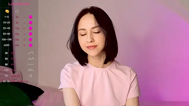 Snapshot of MiaSweetasHoney chatting on November 2025 06:24:02 AM MiaSweetasHoney online show from November 2025 06:24:02 AM