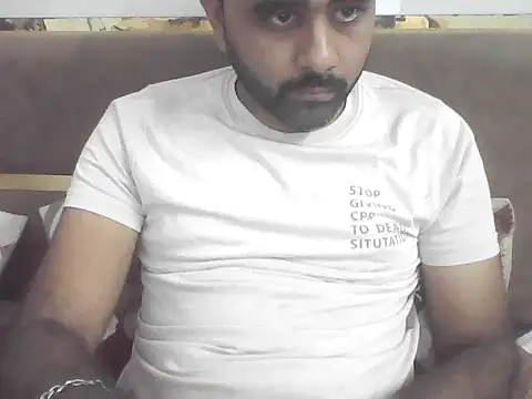 Snapshot of joshisdwe chatting on November 2025 06:21:01 PM joshisdwe online show from November 2025 06:21:01 PM