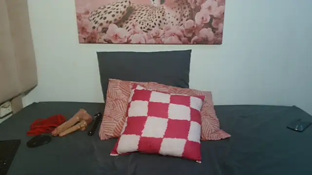 GorillaGripCunt77 online show from February 2026 06:22:01 AM