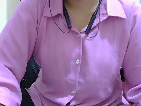 Snapshot of fairy_queen07 chatting on October 2025 03:02:02 PM fairy queen07 online show from October 2025 03:02:02 PM