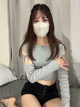 Snapshot of riri__nyan_o0 chatting on October 2025 05:06:01 AM riri nyan o0 online show from October 2025 05:06:01 AM