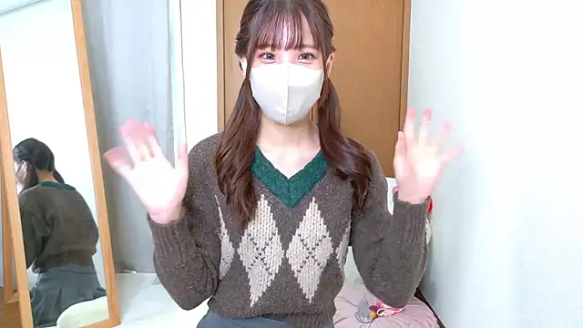 Snapshot of riri__nyan_o0 chatting on November 2025 05:07:02 AM riri nyan o0 online show from November 2025 05:07:02 AM