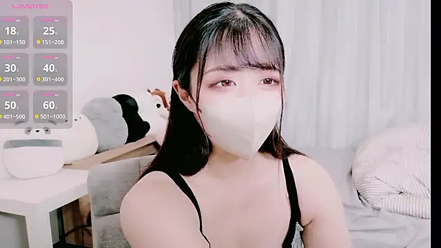 yuna yyy online show from October 2025 04:32:02 AM