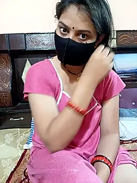 Priyanka Pal online show from November 2025 01:08:02 AM