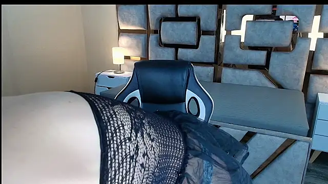 Snapshot of Candy_Velvet chatting on December 2025 05:02:02 AM Candy Velvet online show from December 2025 05:02:02 AM