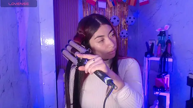 Sophia tf online show from July 2026 03:33:01 AM