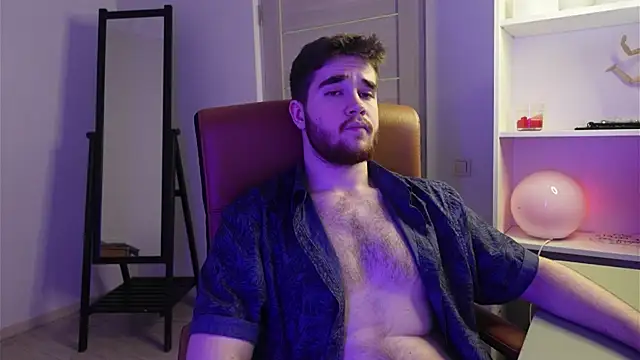 Mark Maxim online show from October 2025 08:19:01 PM