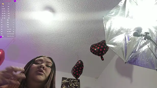 Snapshot of Hanna_wish chatting on November 2025 01:25:02 PM Hanna wish online show from November 2025 01:25:02 PM