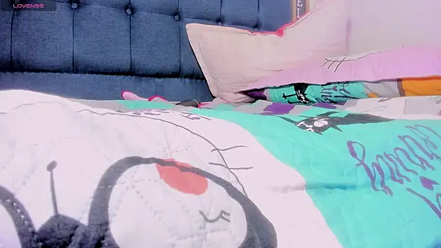 Snapshot of Hanna_wish chatting on December 2025 01:13:01 AM Hanna wish online show from December 2025 01:13:01 AM