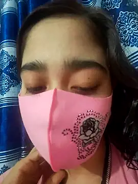 Snapshot of maya-Couple19 chatting on October 2025 06:21:01 PM maya-Couple19 online show from October 2025 06:21:01 PM