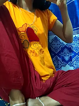 Snapshot of maya-Couple19 chatting on November 2025 06:23:02 PM maya-Couple19 online show from November 2025 06:23:02 PM