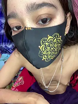 Snapshot of maya-Couple19 chatting on May 2026 04:57:02 PM maya-Couple19 online show from May 2026 04:57:02 PM