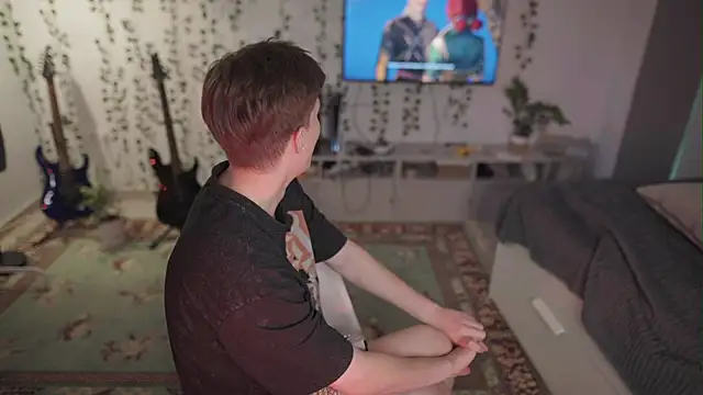 Snapshot of RusBradPitt chatting on November 2025 12:05:02 PM RusBradPitt online show from November 2025 12:05:02 PM