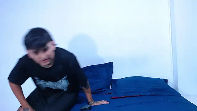 onixandghosty1 online show from April 2026 07:07:01 PM