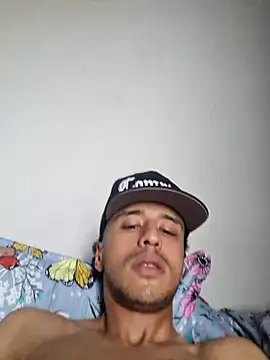 Santi2323xxX online show from May 2026 09:42:02 PM