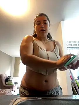 Tokio Sakura online show from September 2025 04:07:02 PM