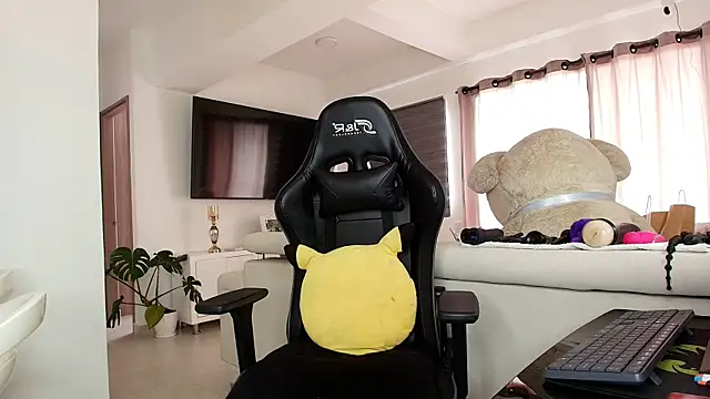 brunothompson3 online show from July 2026 08:04:02 PM