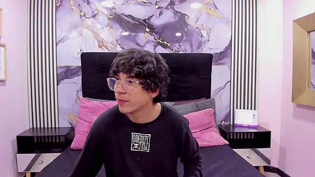 Desire Ecstasy online show from December 2025 01:09:01 PM