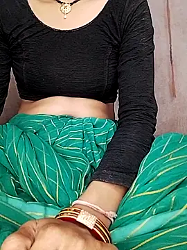 Snapshot of Hut_rotu_cute chatting on May 2026 05:07:02 PM Hut rotu cute online show from May 2026 05:07:02 PM