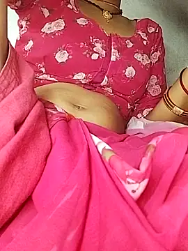 Snapshot of Hut_rotu_cute chatting on May 2026 04:00:01 PM Hut rotu cute online show from May 2026 04:00:01 PM