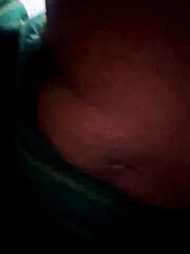 Snapshot of Hut_rotu_cute chatting on June 2026 04:42:02 PM Hut rotu cute online show from June 2026 04:42:02 PM