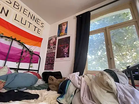 Snapshot of Styxlust chatting on September 2025 12:10:01 PM Styxlust online show from September 2025 12:10:01 PM