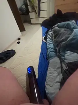 bigdicksklave online show from April 2026 07:00:02 PM