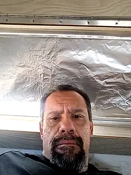 Snapshot of curiousonlooker10 chatting on December 2025 06:24:02 PM curiousonlooker10 online show from December 2025 06:24:02 PM