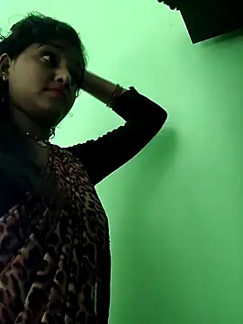 AnanyaKapoor89 online show from November 2025 07:29:02 AM