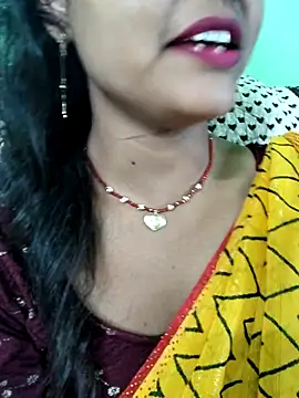 AnanyaKapoor89 online show from November 2025 07:23:02 AM