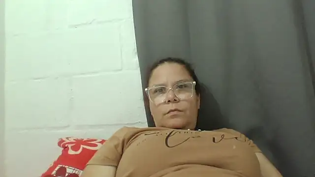 latinamaster online show from October 2025 11:51:02 PM