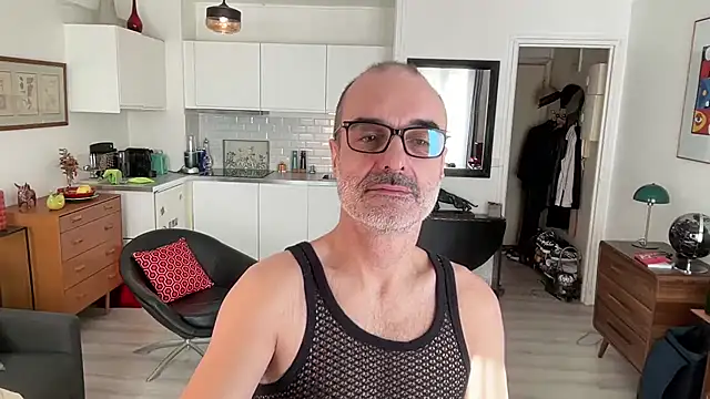 Milkywaymen online show from March 2026 11:49:02 AM